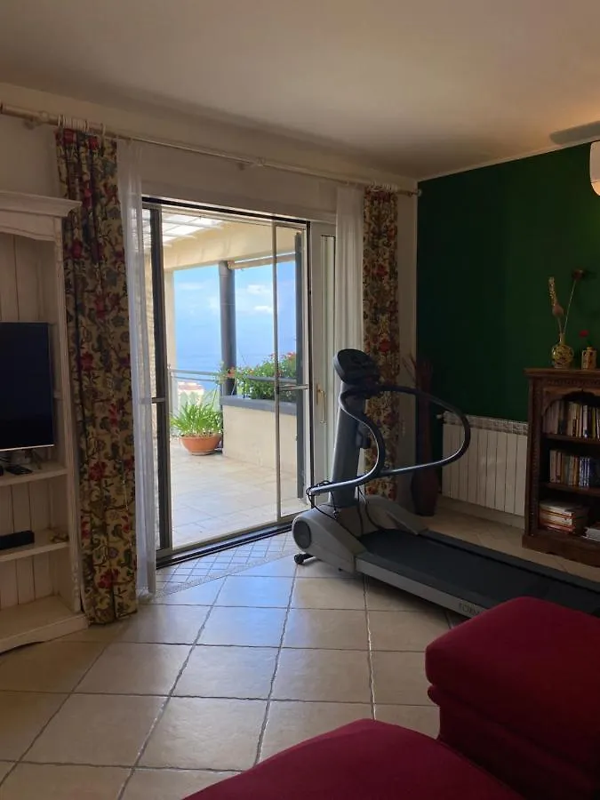Taormina Helas Apartment By Taormina Holidays