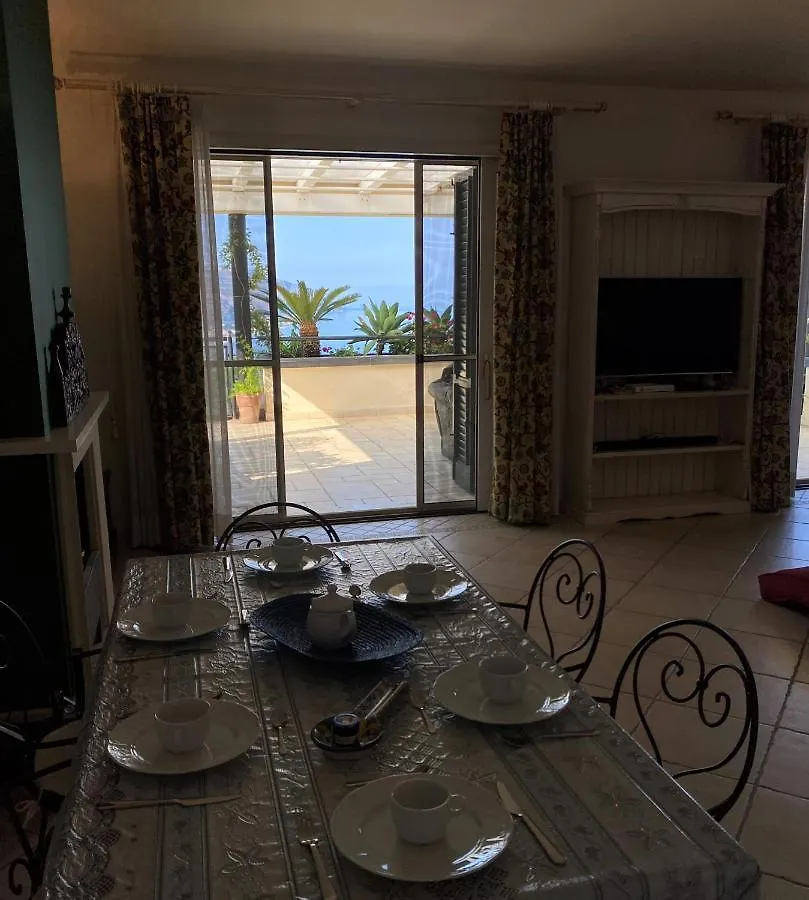 Taormina Helas Apartment By Taormina Holidays 0*,  Ιταλία
